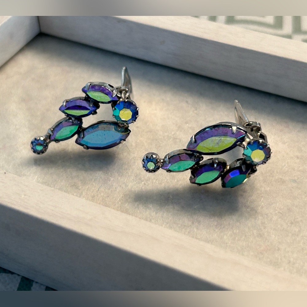 Vintage Continental Sparkly Blue Purple Rhinestone Earrings…